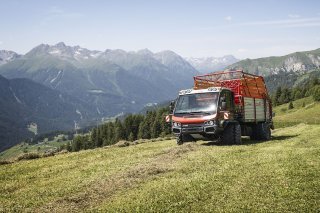 L'agriculture suisse doit continuer à bénéficier du même soutien fédéral, selon une commission (archives). KEYSTONE/CHRISTIAN BEUTLER